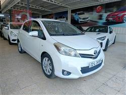 تۆیۆتا یارس